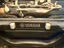 Yamaha YCL 200 advantage B flat student clarinet in hardshell case