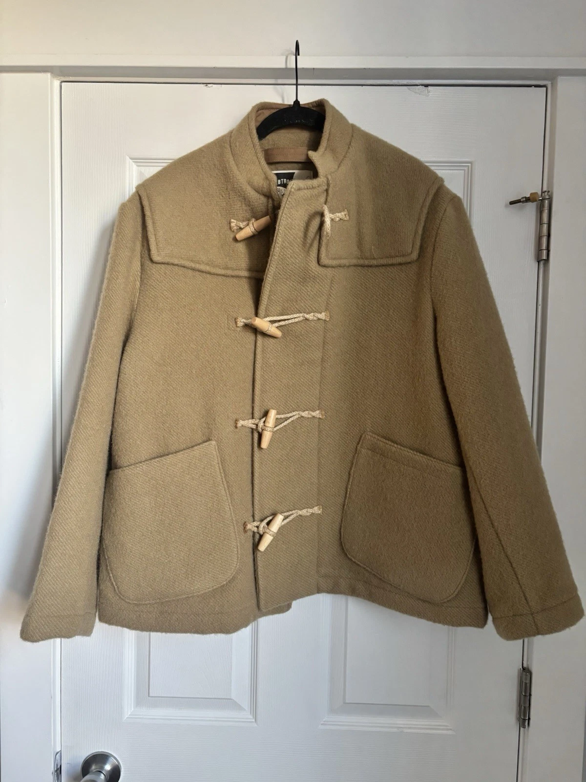 HebTroCo Chopped Duffle Coat Camel English Wool Toggle Short Field Coat L - product detail image 3