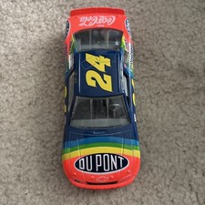 Jeff Gordon 24 Dupont 1995 Racing Champions 1:24 Scale Die-Cast