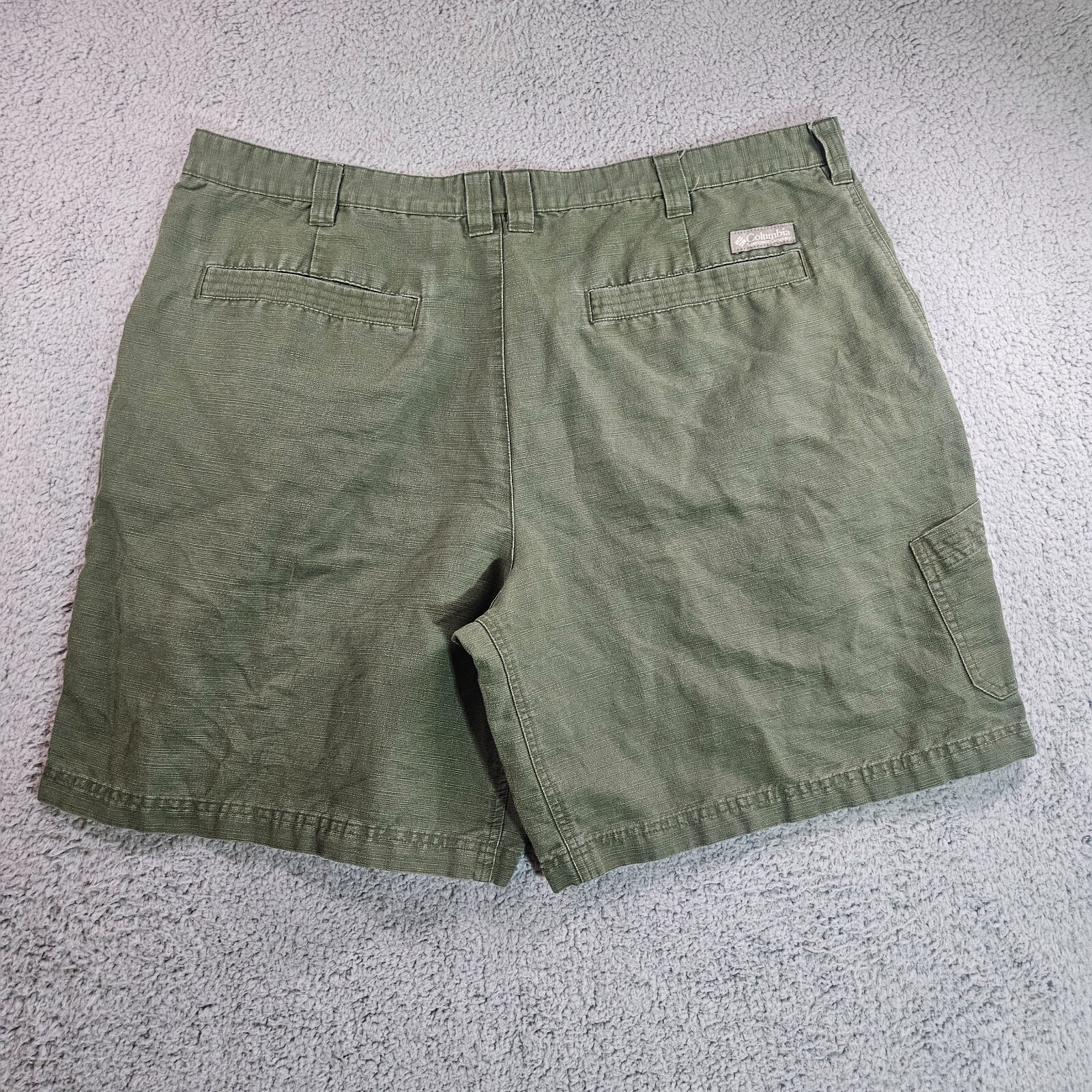 Columbia Sportswear Company Shorts Mens Size 42 x8 Flat Front Green thumbnail 6
