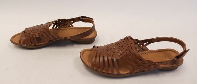 naturalizer whistle sandals