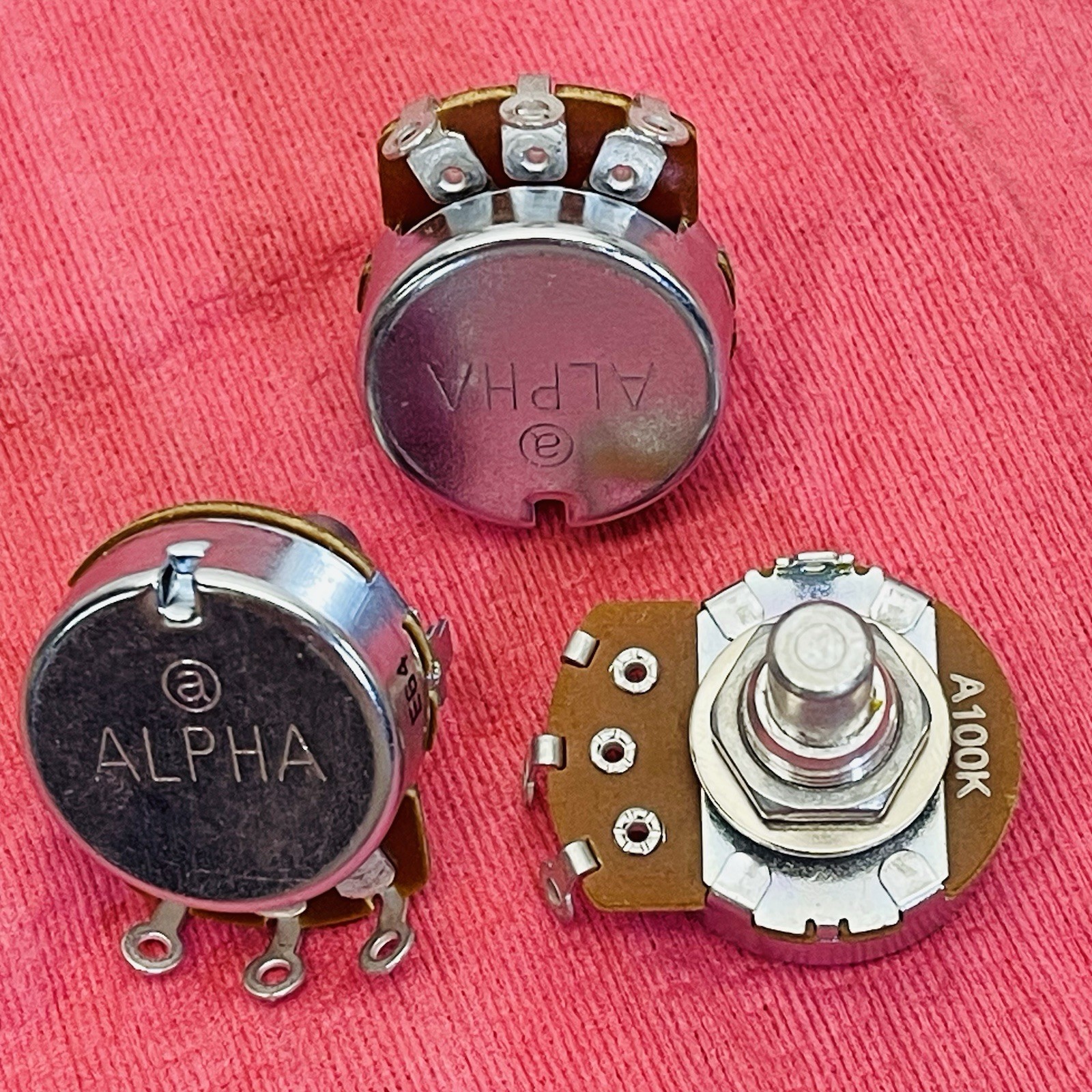 3 PK AUDIO TAPER POTENTIOMETER A100K