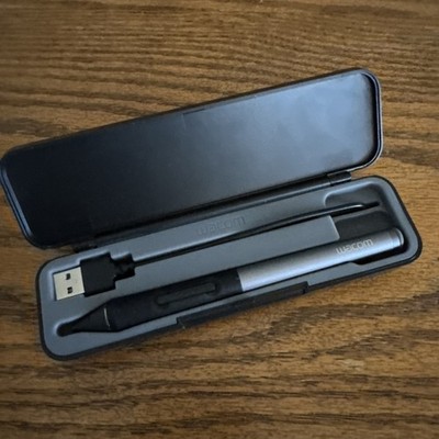 Wacom Intuos Stylus Pen's  CS600 & Case & USB Cable - Tested Works