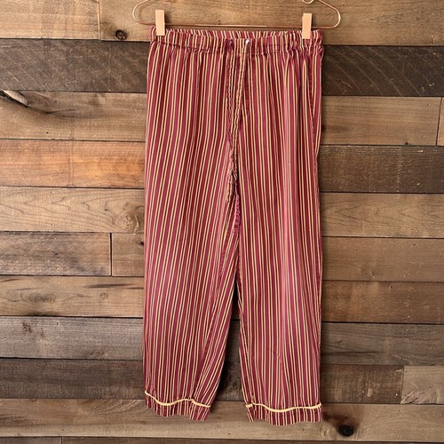 Pottery Barn Teen Harry Potter Gryffindor PJ Pajama Set - Picture 6 of 11
