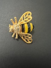 Vintage  Gold Tone and Enamel Bumble Bee Brooch Pin
