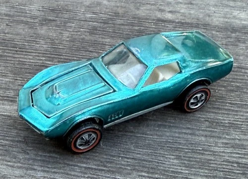 Vintage 1968 Hot Wheels Redline Aqua Custom Corvette USA Toy Car
