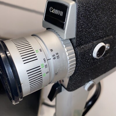 Canon Single-8 518 Auto Zoom 8mm Film Movie Camera/ With Case