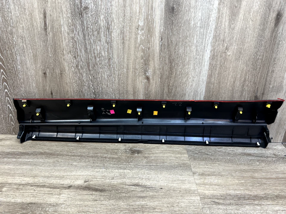 2016-2019 Toyota Highlander Moulding Sub-Assy, Outside LH OEM 75072-0E081 — 第 2/4 张图片