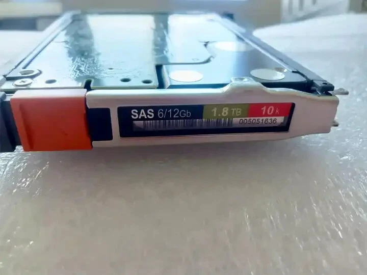 EMC UNITY 005051636 1.8TB 10K 12GBps 2.5 英寸 SAS HDD 005051633 D3-2S10-1800 - Image 2 of 2
