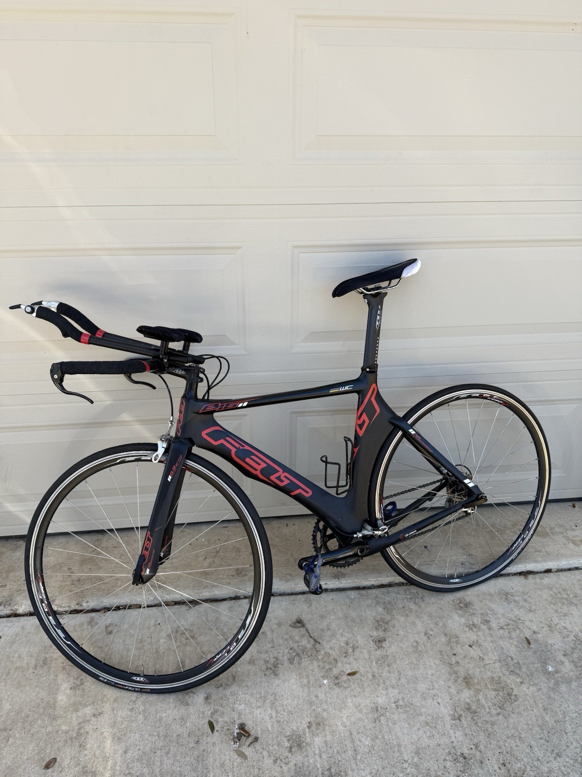 Felt B16 Triathlon TT Carbon Bike  Frame size: 54cm    2009