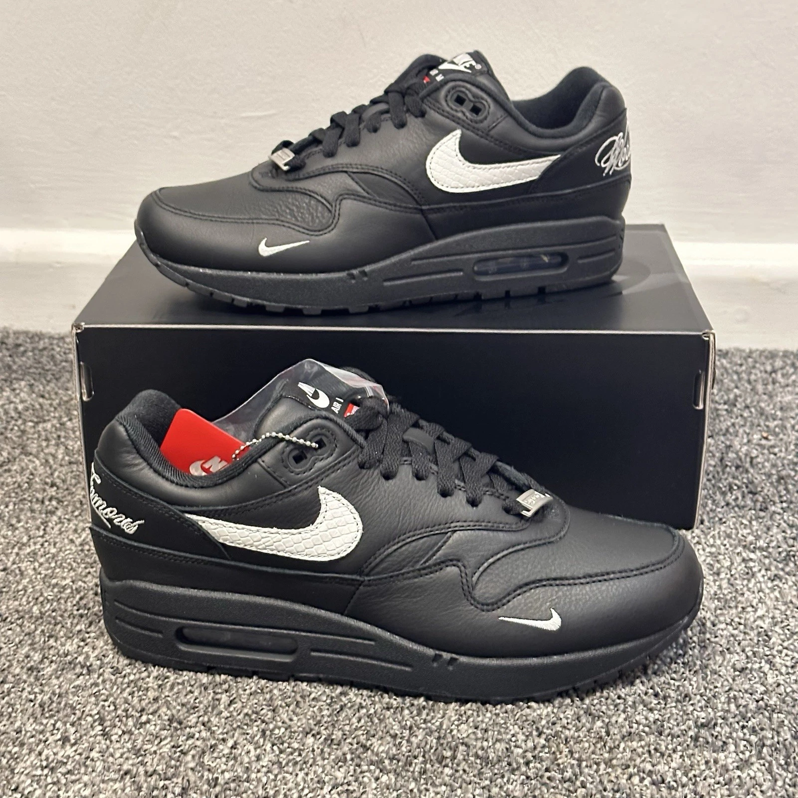 Nike Air Max 1 x Supreme 87 SP noir taille UK 7