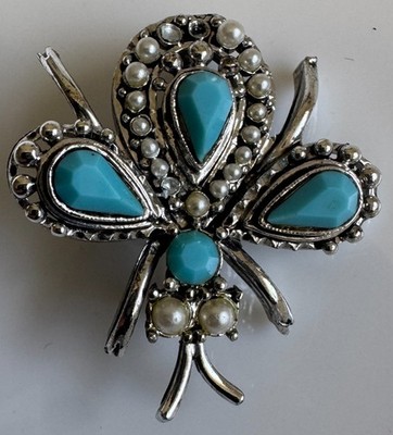 Faux turquoise & pearl silvertone bug insect bee pin brooch 1.5''