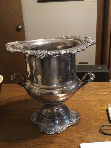 Baroque Wallace 243 Champagne Wine Bucket Silverplate 10.5” Tall