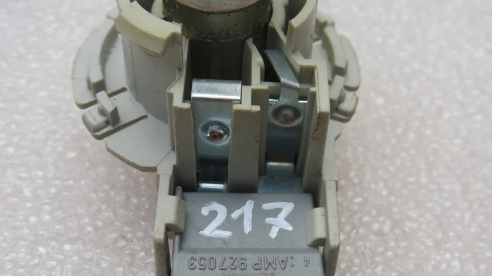 AUDI 100 A6 C4 - Indicator Lamp Holder / 443971996 P25-1 32CP HELLA 12V ##217 - Image 2 of 4