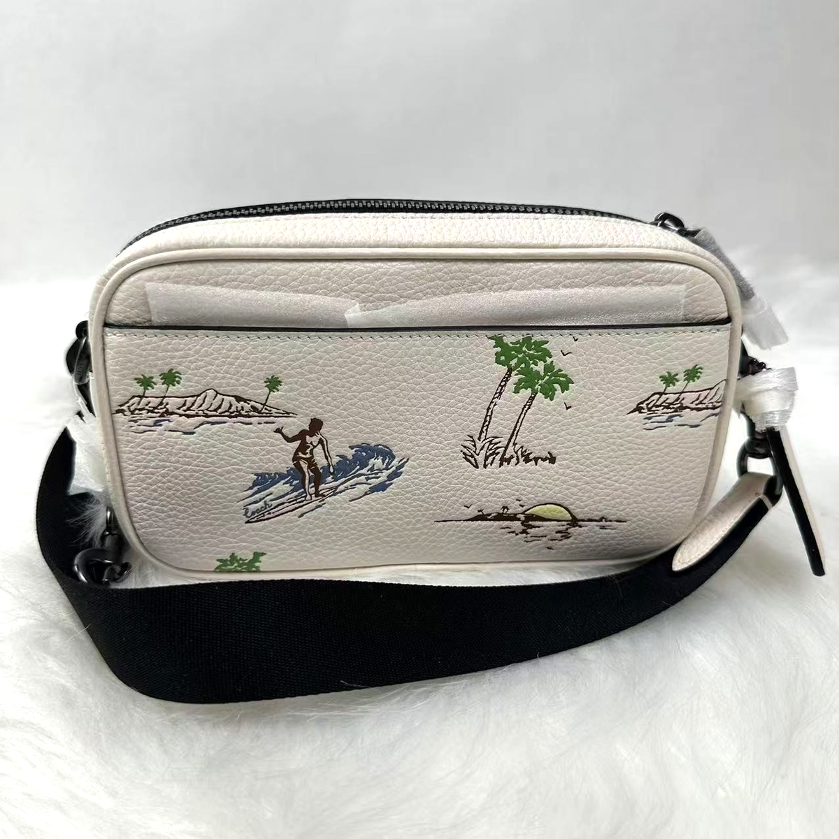 Coach Jayden Crossbody Bag With Surf Print In Leather/Chalk CBI35