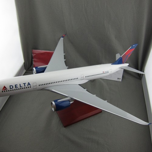 Delta Airlines A350-900 Airbus 1/100 Scale Model Million Miler Airplane - Picture 24 of 24