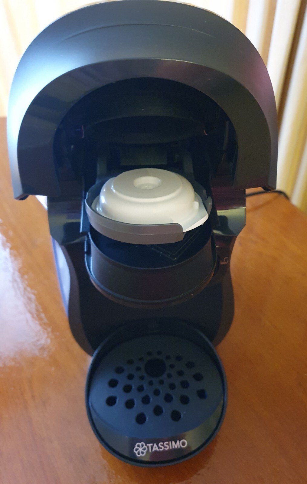 Bosch Tassimo Happy Pod Coffee Machine Black + 30 Milks & 5 Coffe eBay