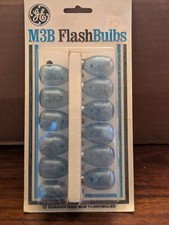 Vintage Unopened Pack of 12 GE M3B Flash Bulbs Photography