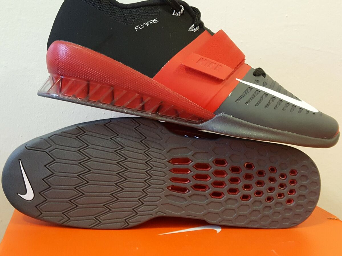 Nike Romaleos 3 University Red /Black 852933-600 Men's Nike Romaleos 3 University Red /Black 852933-600 Men's