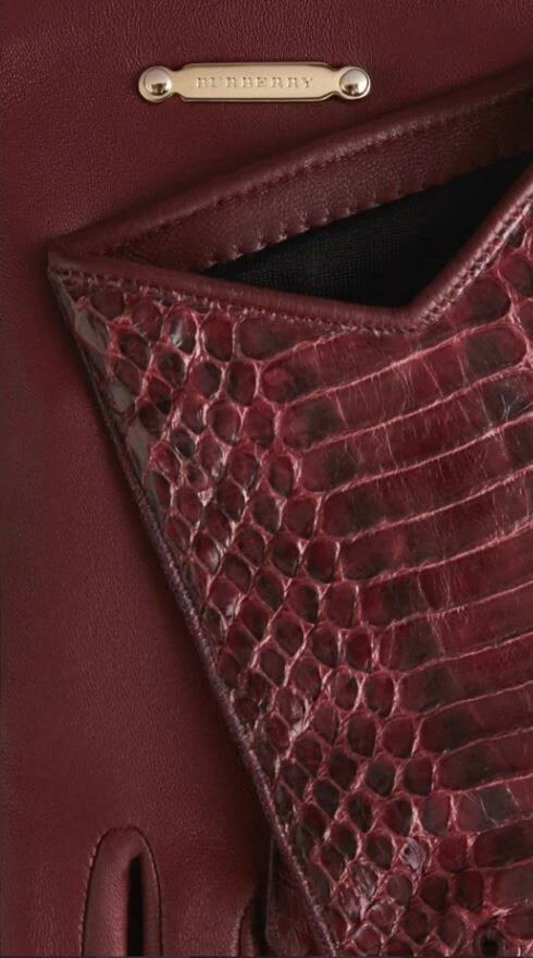 Guantes de piel de serpiente forrados en seda Burberry 284201 para mujer talla 8 Foto 2 de 2