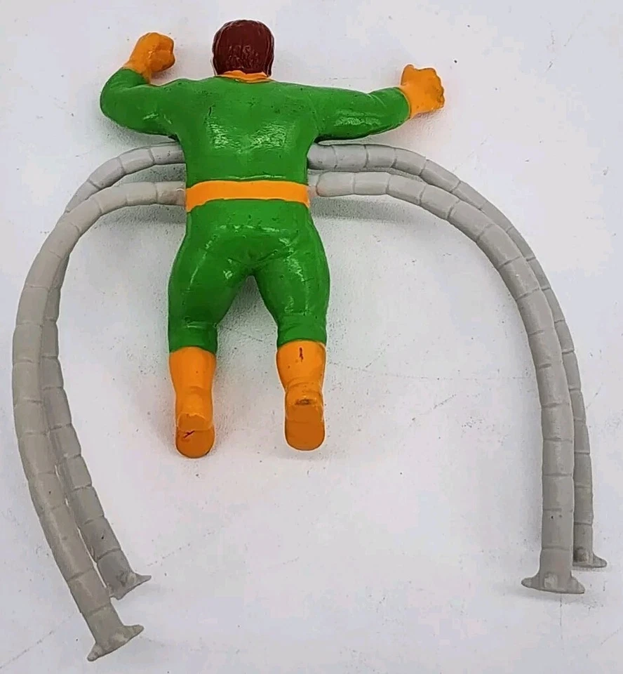 Figura de PVC de colección Marvel Spider-Man Doctor Pulpo adorno de pastel Foto 3 de 4