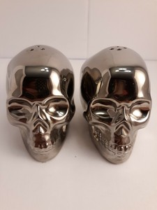 Silver Skull Salt And Pepper Shakers Gothic Kitchen Utensils