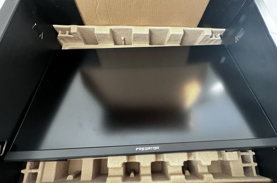 Acer Predator XB273 27 inch HD PC Gaming Monitor (Scratches On The Screen) Works - Image 4 of 4