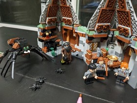 LEGO Harry Potter: Hagrid's Hut (4738) with all mini figures & complete manual