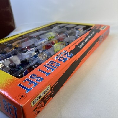 1996 Matchbox 25 Pack Gift Set -6 Exclusive Vehicles Vintage New