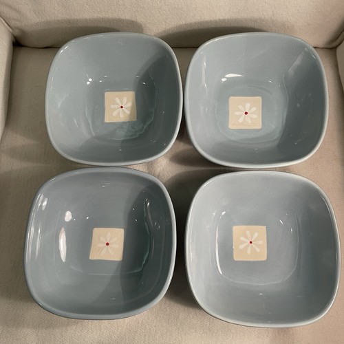 Pfaltzgraff Dazee Sky Stoneware Soup/ Cereal Bowl Blue W/ White Daisy Set 4 - Picture 1 of 7
