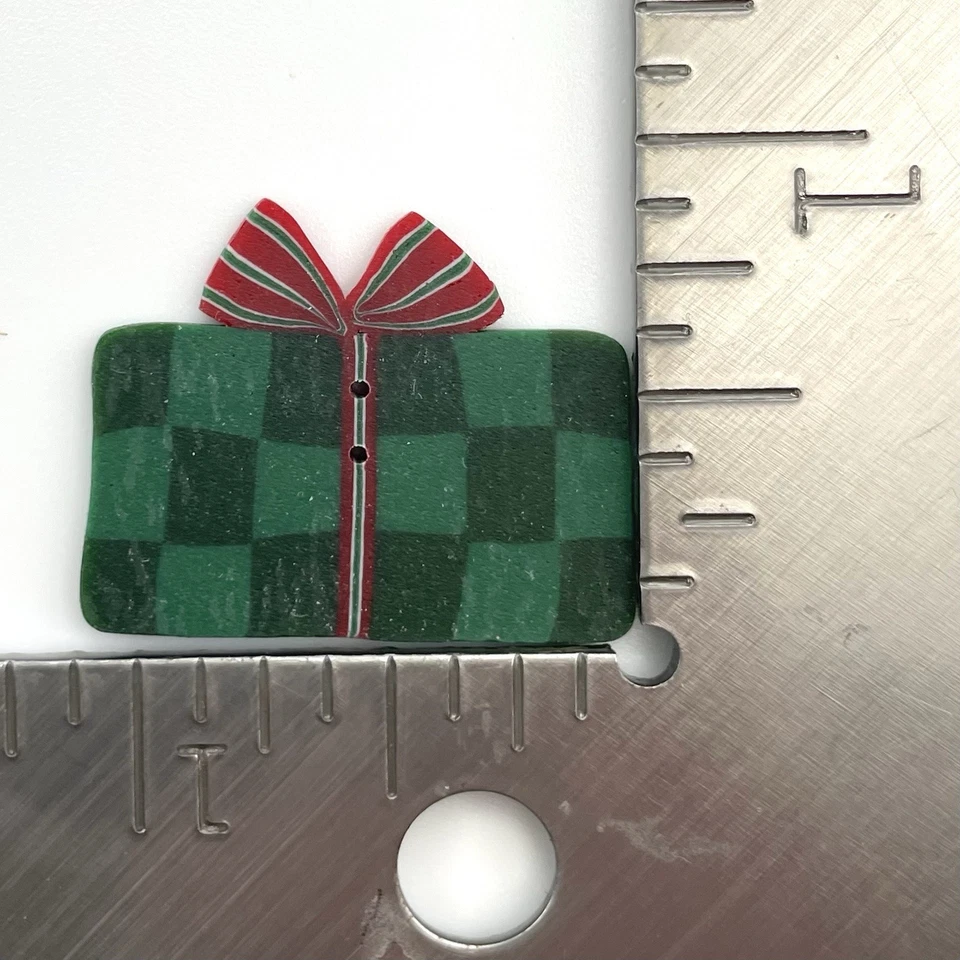 Large Green Gift Polymer Buttons 4454L Just Another Button Company Present 4 pc - Image 4 of 4