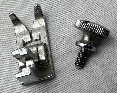 Kenmore 385.12102990 Sewing Machine Metal Presser Foot & Screw Replacement Part - Picture 6 of 10
