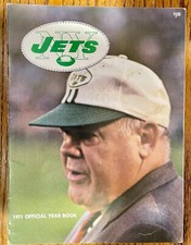 Autographed New York Jets 1971 Yearbook Shea Stadium Days Joe Namath Weeb Ewbank