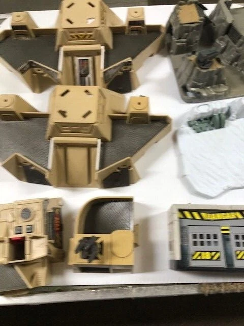 Lote de 14 Micro Máquinas Lewis Galoob Star Wars Mini Juego - Años 90 MIRA AHORA  Foto 3 de 4