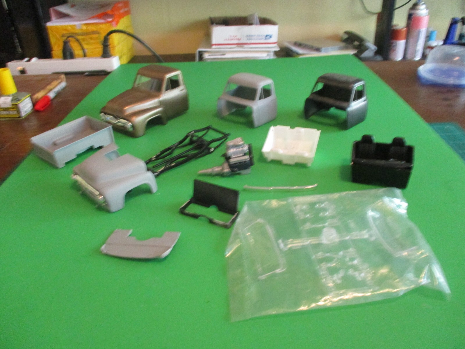 1950s Ford Pick Up Truck Bodies & Parts / Rebuilder / Project / Parts