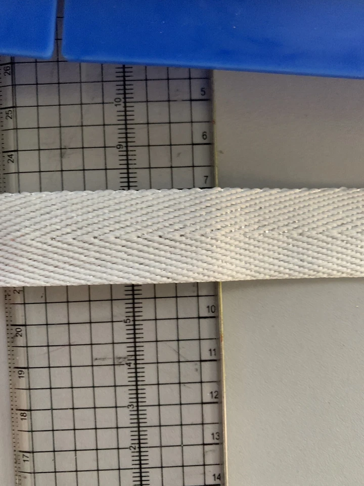 Cinta de sarga de espiga de polialgodón correa de costura recorte 25 mm blanco y plateado 2 m Foto 2 de 4