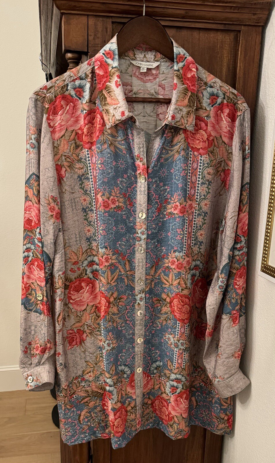 John Mark Women's Size XL Floral Scarf Print Tunic Blouse if Fresh & Trendy NWT