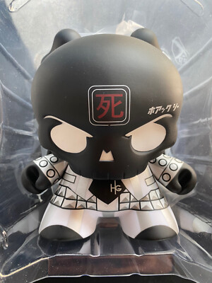 Huck Gee x Kid Robot BACK IN BLACK 8'' Skullhead Dunny 2014