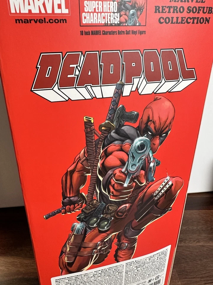 Figura de acción Medicom Toys: Deadpool (Colección Marvel Retro Sofubi) Foto 4 de 4