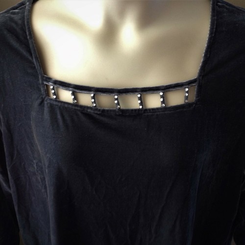 Quacker Factory RHINESTONE EMBELLISHED VELVET TOP 2X 22W-24W NWT Shirt NEW Gray - Picture 2 of 2