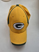 Greenbay Packers Reebok Yellow Cap Size L/XL