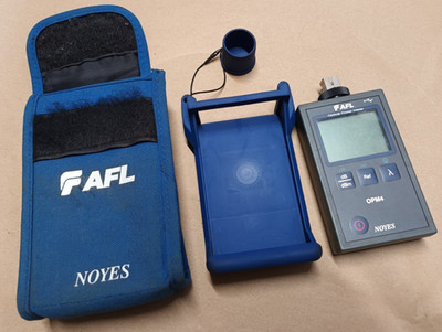 2022 dated AFL Noyes Optical Power Meter OPM4-3D with Case and Pouch (4)
