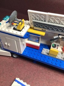 Lego city #60044 mobile police unit /Instructions Mini Figures Incomplete