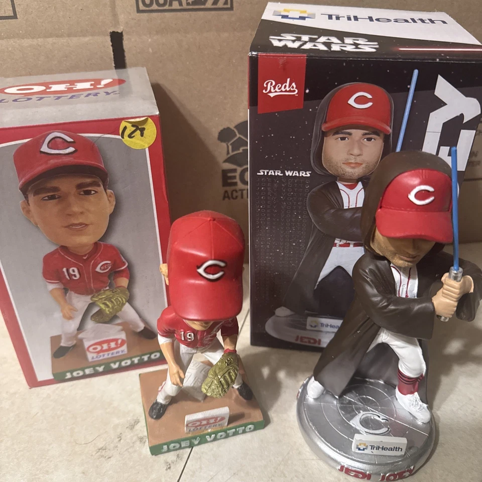 Cincinnati Reds Joey Votto Lot — 2 Bobbleheads Star Wars Gold Glove MLB - Image 4 of 4