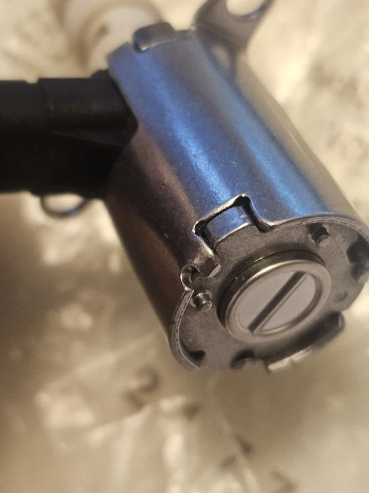 NEW GENUINE INFINITI Q30 QX50 Q60 SKYLINE OIL PUMP CONTROL VALVE 15132HG00C - Image 3 of 4