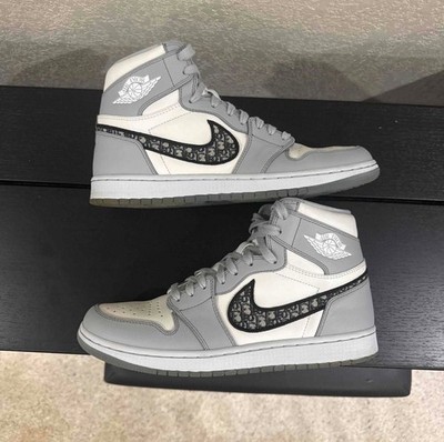 Air Jordan 1 High OG x Dior 'Wolf Grey' CN8607-002