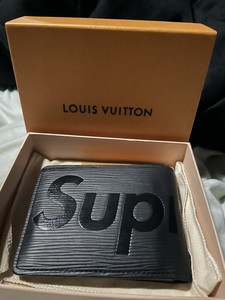 louis vuitton and supreme wallet