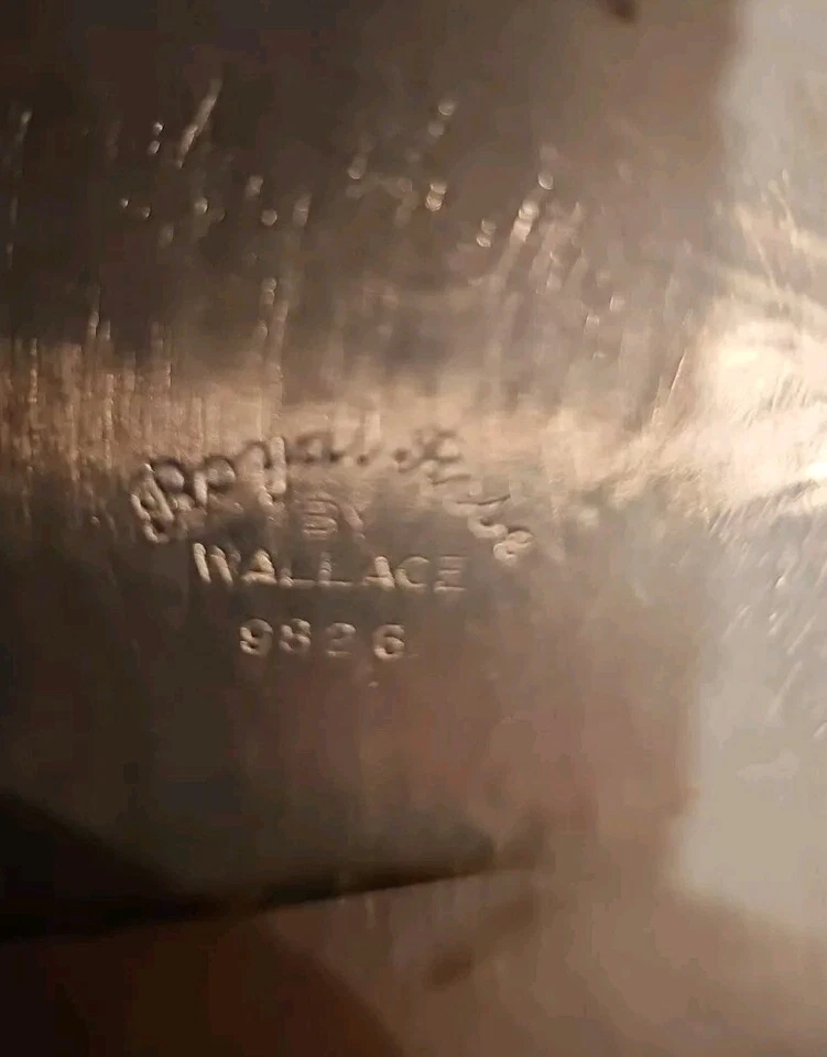 Bandeja plateada vintage/antigua Royal Rose de Wallace #9826 (28"L x18"W) Foto 4 de 4