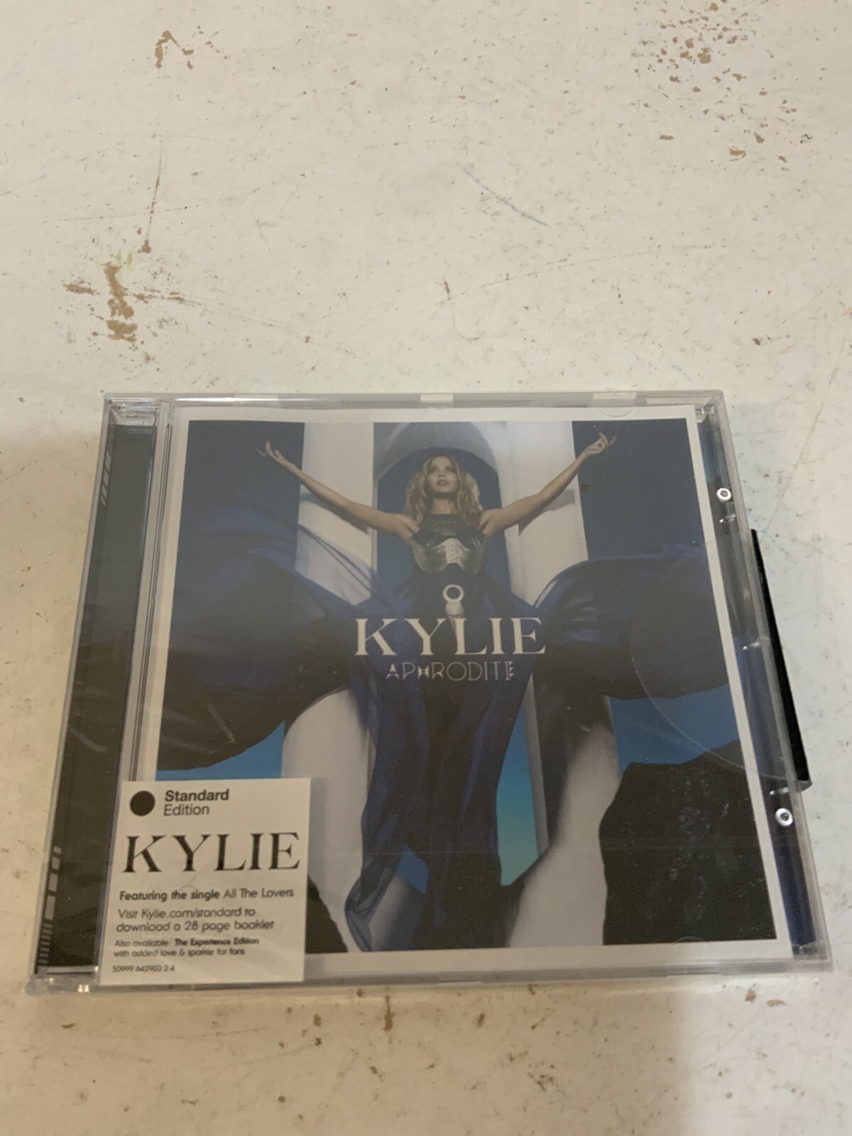 KYLIE MINOGUE ~ Aphrodite ~ CD ALBUM STANDARD EDITION New Sealed