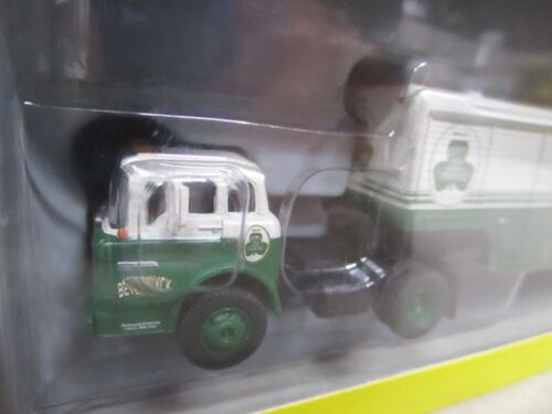 Athearn HO Scale Beverwyck Ale Ford C Tractor Truck & Beverage Trailer NOS 91985 - Bild 2 von 4